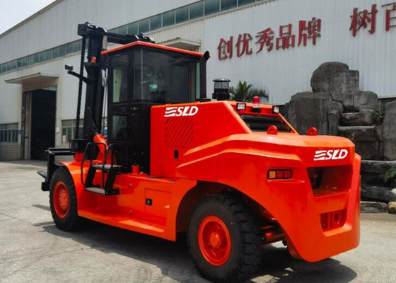 Πολυδιάστατο βαρύ ανελκυστήρα 15000kgs 1800mm μήκος πιρούνι 3000mm ύψος ανύψωσης μαστού για βαριές ανάγκες ανύψωσης