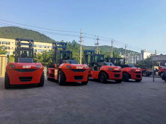 30 τόνος 32 τόνοι Forklift εμπορευματοκιβωτίων με Kessler μηχανών της Cummins τον άξονα Drive για τη ναυτιλιακή εταιρία