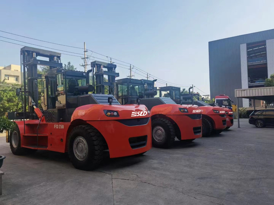 30 τόνος 32 τόνοι Forklift εμπορευματοκιβωτίων με Kessler μηχανών της Cummins τον άξονα Drive για τη ναυτιλιακή εταιρία
