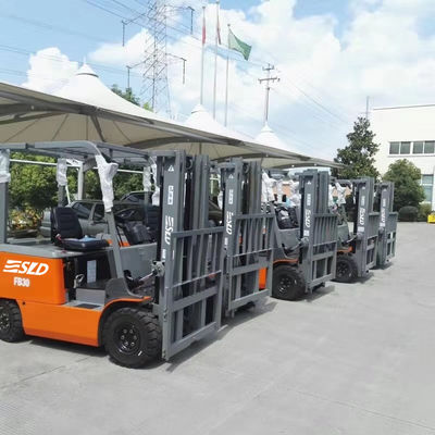 Τετράτροχοι 3 τόνοι 3,5 ηλεκτρικών Forklift 6k 7k τόνοι φορτηγών