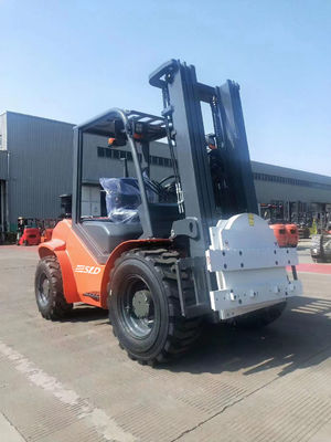 3000mm 4 Forklift τετράτροχου Drive 3.5T 3500kgs 4X4 λύσεις