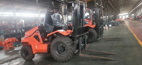 4WD τραχύ Forklift εκτάσεων