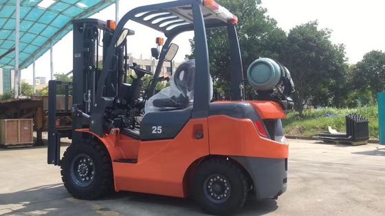 FY25 3000mm διπλό Forklift βενζίνης καυσίμων ανελκυστήρων ιστών 2,5 τόνοι