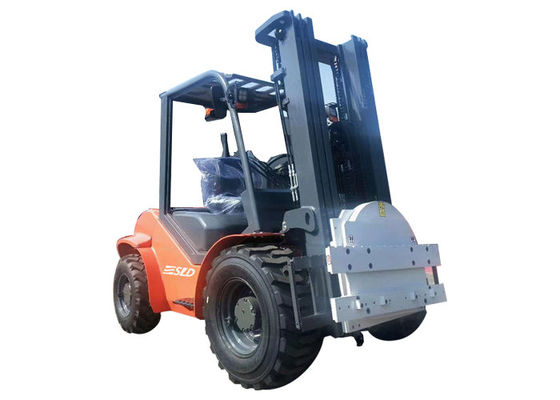 3000mm 4 Forklift τετράτροχου Drive 3.5T 3500kgs 4X4 λύσεις